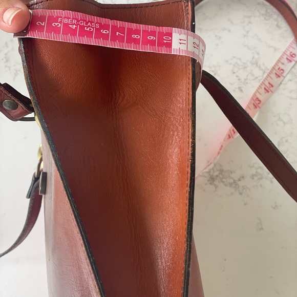 Vintage Brown Leather Bag 1980’s satchel style - Picture 9 of 11